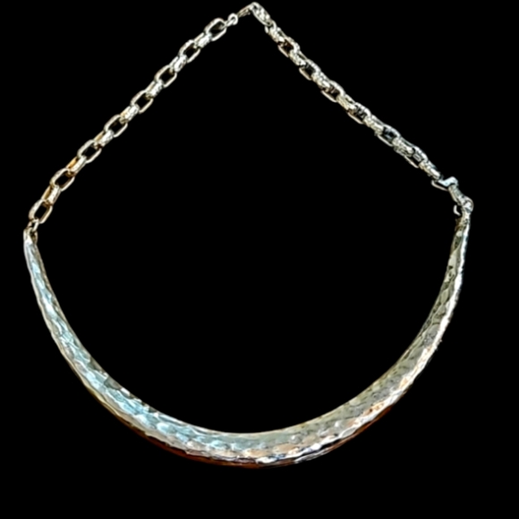 Napier Jewelry - NAPIER‎ VINTAGE SILVER HAMMERED CHOKER NECKLACE Circa 90s